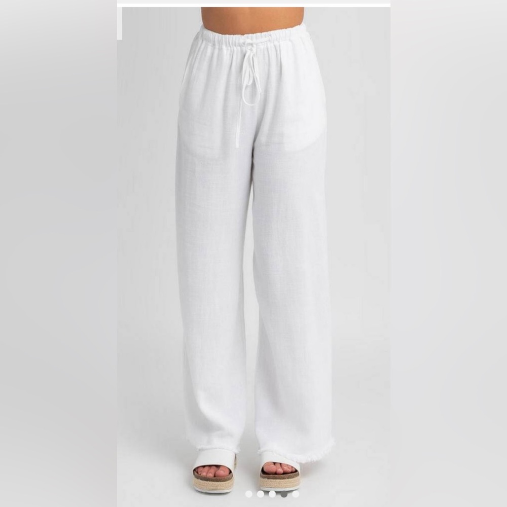 NWT Aria Dallis Beach Pants in white